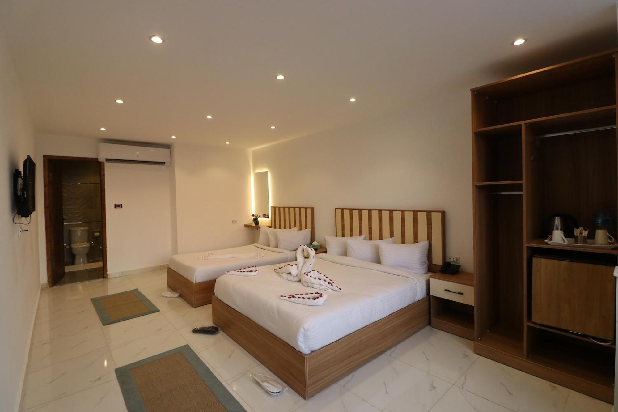 West Pyramids Hotel Kafrat al Jabal Exterior photo